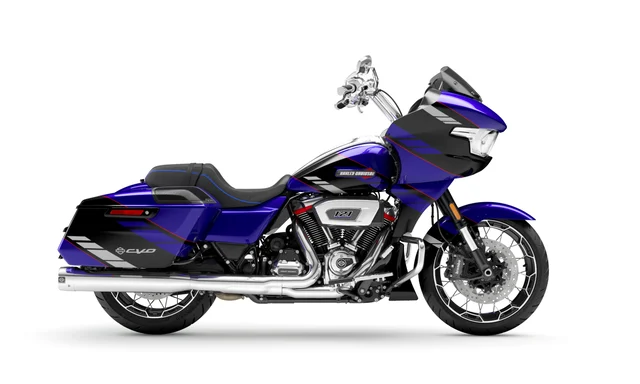 CVO™ Road Glide™ image